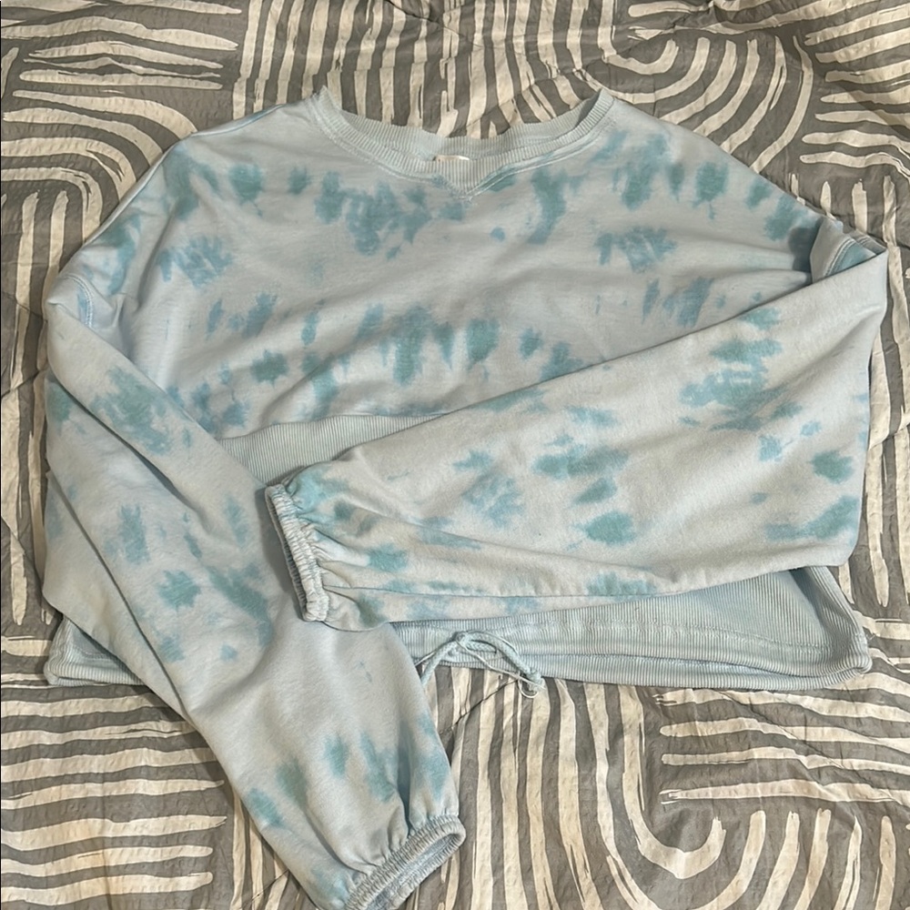 Blue Tie-Dye Crop Sweatshirt JUNIORS MEDIUM